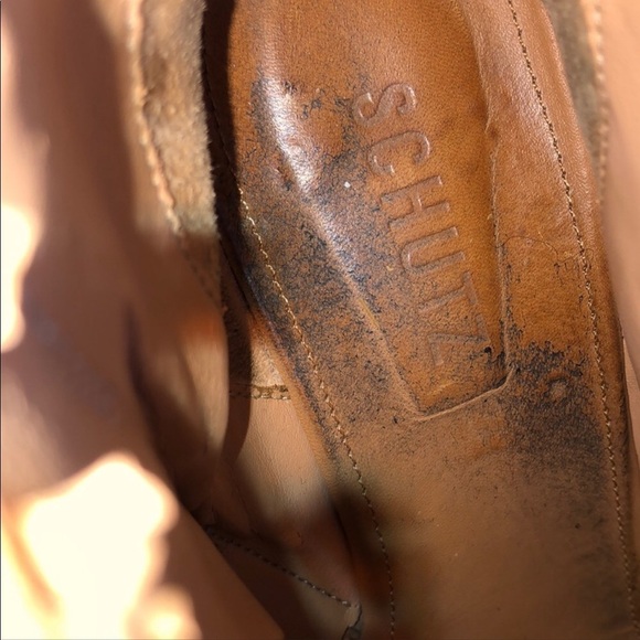 Schultz  size 10 Gold Metallic heeled bootie loved,lots of life left - Picture 10 of 11